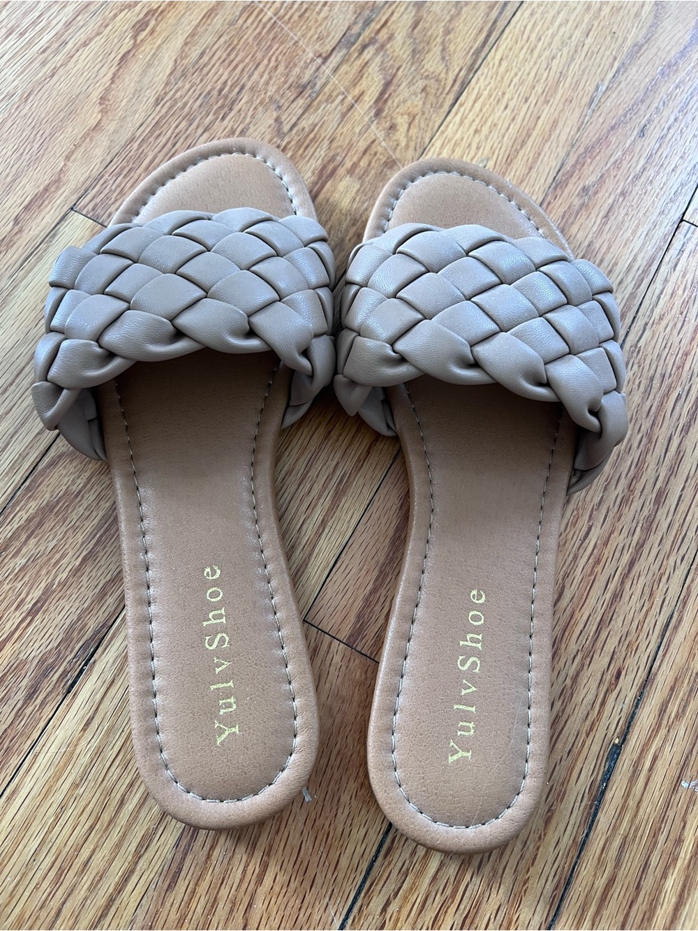 NWOT Women's Braided Slide Sandals in Taupe 8.5